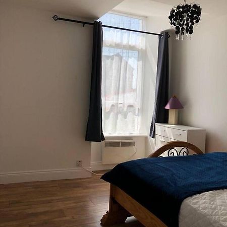 Beautiful 1-Bed Apartment In Cork Exteriör bild
