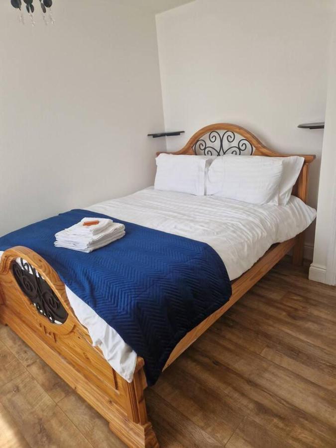 Beautiful 1-Bed Apartment In Cork Exteriör bild