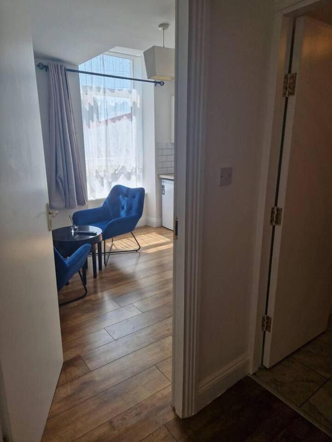 Beautiful 1-Bed Apartment In Cork Exteriör bild
